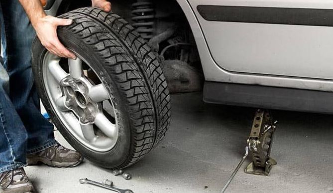 roadside assistance tire change